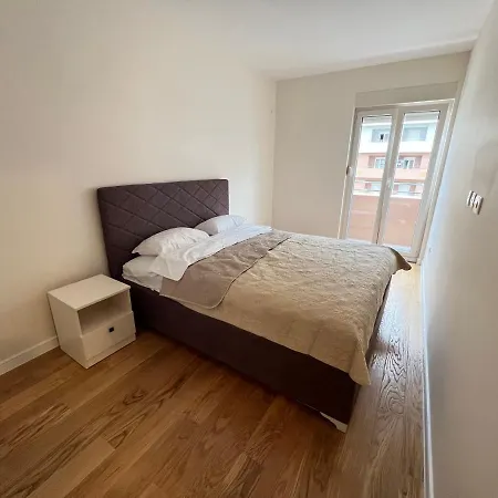 White Homes 49/71 - Point Podgorica