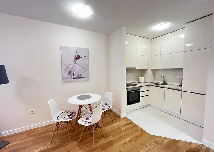 White Homes 49/71 - Point Appartement *