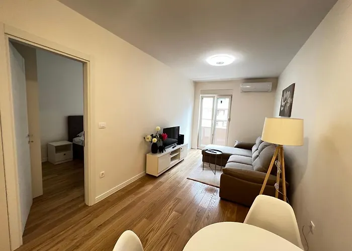 White Homes 49/71 - Point * Podgorica