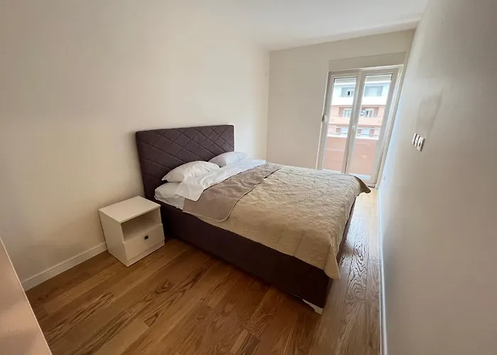 White Homes 49/71 - Point بودغوريتْسا